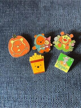 Disney Winnie the Pooh Orange and Yellow Character Pin Set